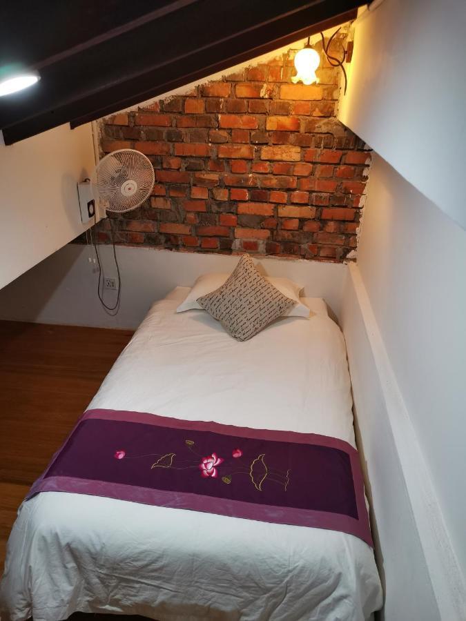 Rangoon Residences + George Town Ngoại thất bức ảnh