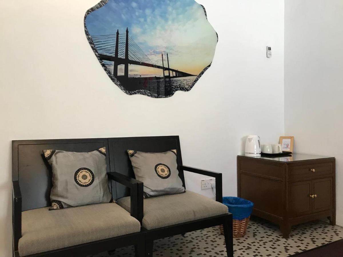 Rangoon Residences + George Town Ngoại thất bức ảnh