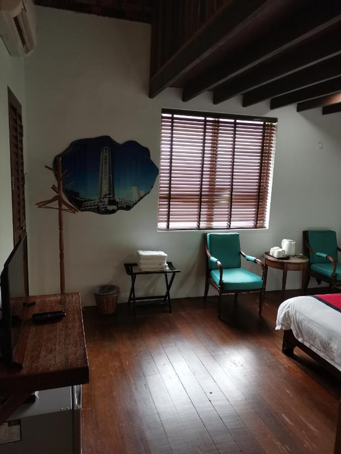 Rangoon Residences + George Town Ngoại thất bức ảnh