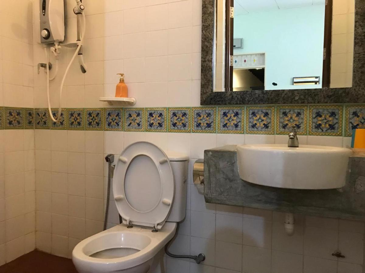 Rangoon Residences + George Town Ngoại thất bức ảnh